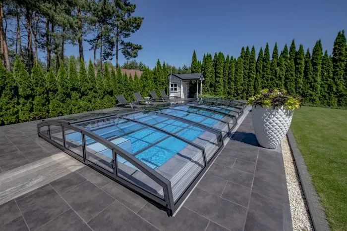 Serie Skyline 6 Zdjecia 2 zadaszenie scaled